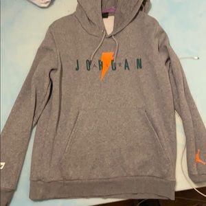 Jordan Gatorade collab hoodie!! Barely worn